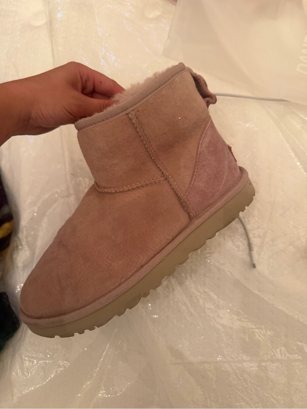 Pink uggs - Picture 2 of 4